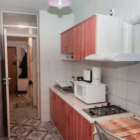 Appartement Alina's Nice And Warm Boekarest